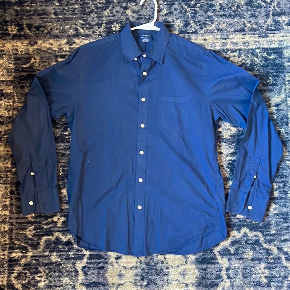 Perfect dark blue closet staple button down!